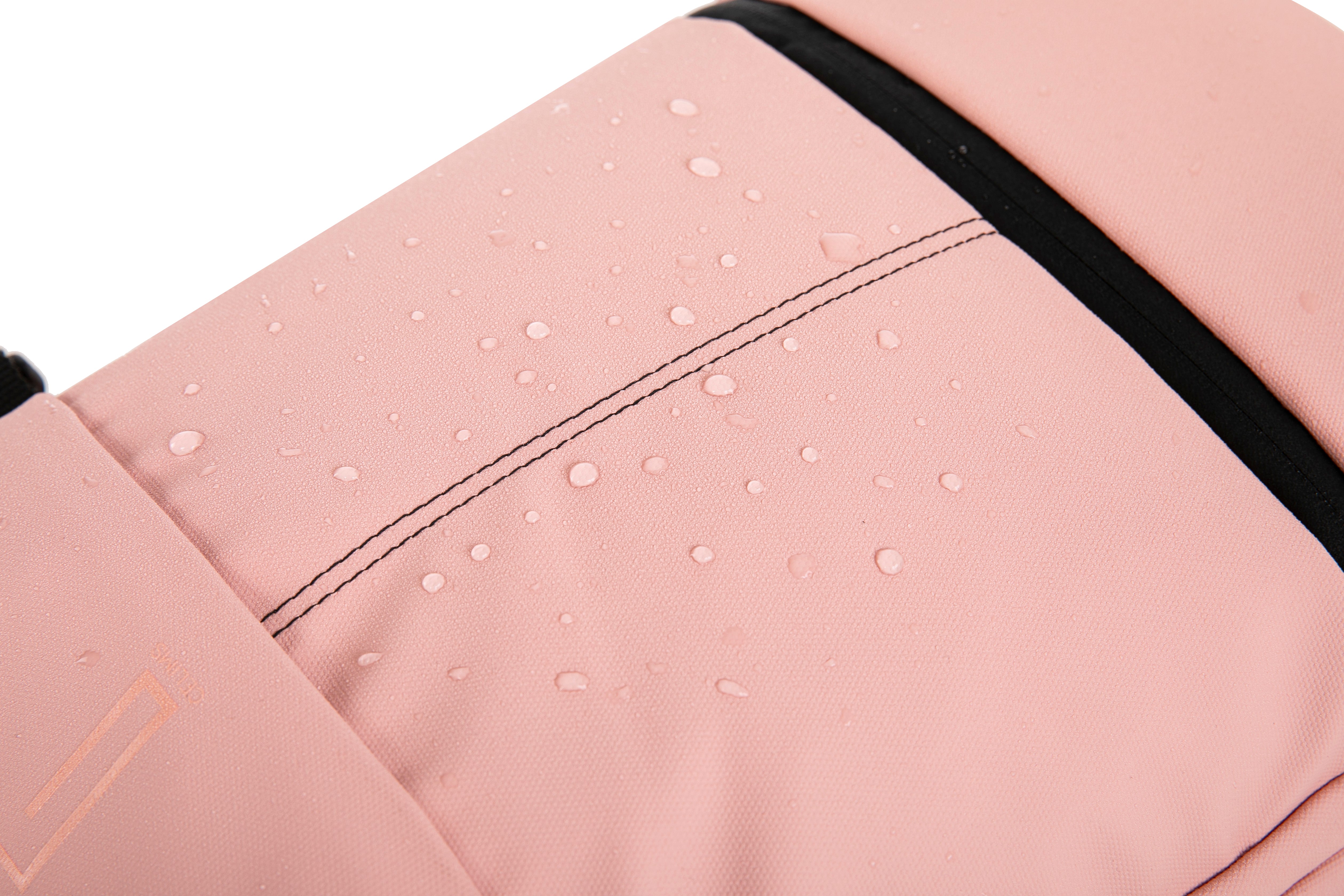 Vacuum compressible backpack – With or without pump