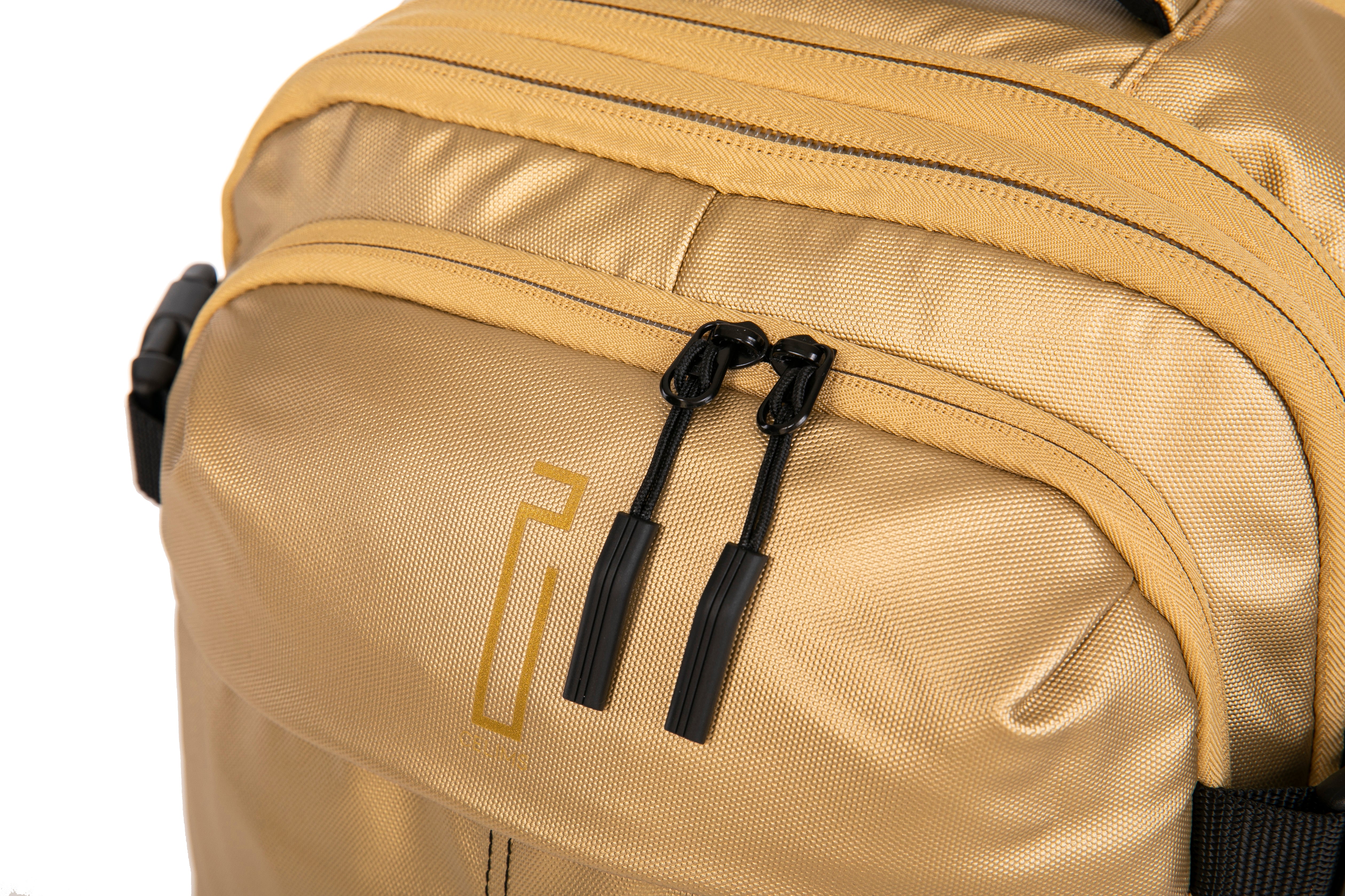 Vacuum compressible backpack – With or without pump