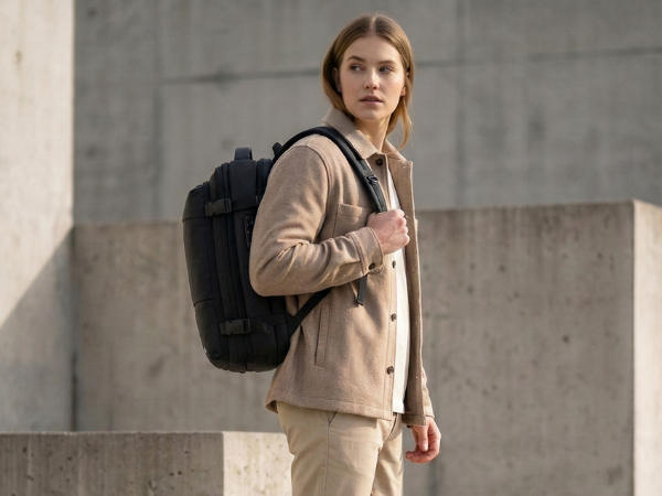 Travailler de partout, voyager léger : pourquoi les Digital Nomads choisissent notre backpack