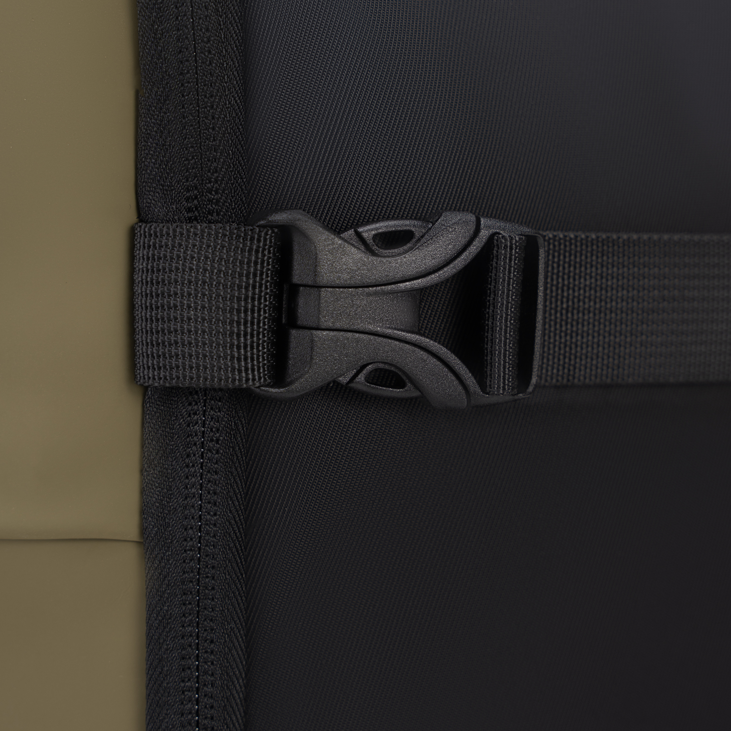 Sac à dos 40x30x20 CELIMS - Bagage à Main - Imperméable - Noir