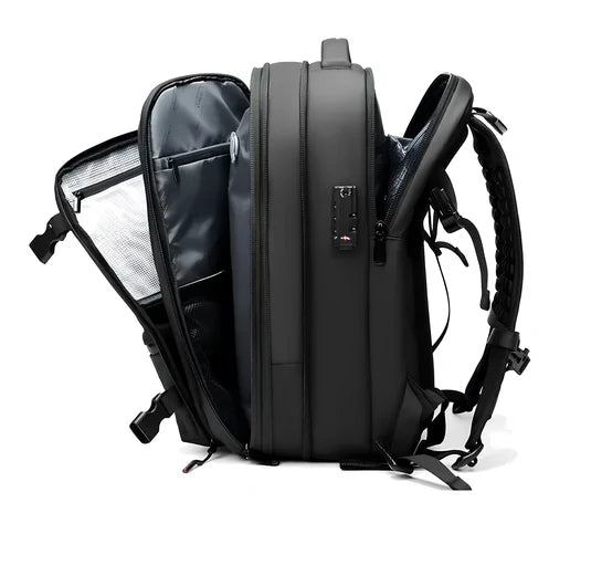 Travel Backpack | Vacuum Backpack | Waterproof – Black with Pump